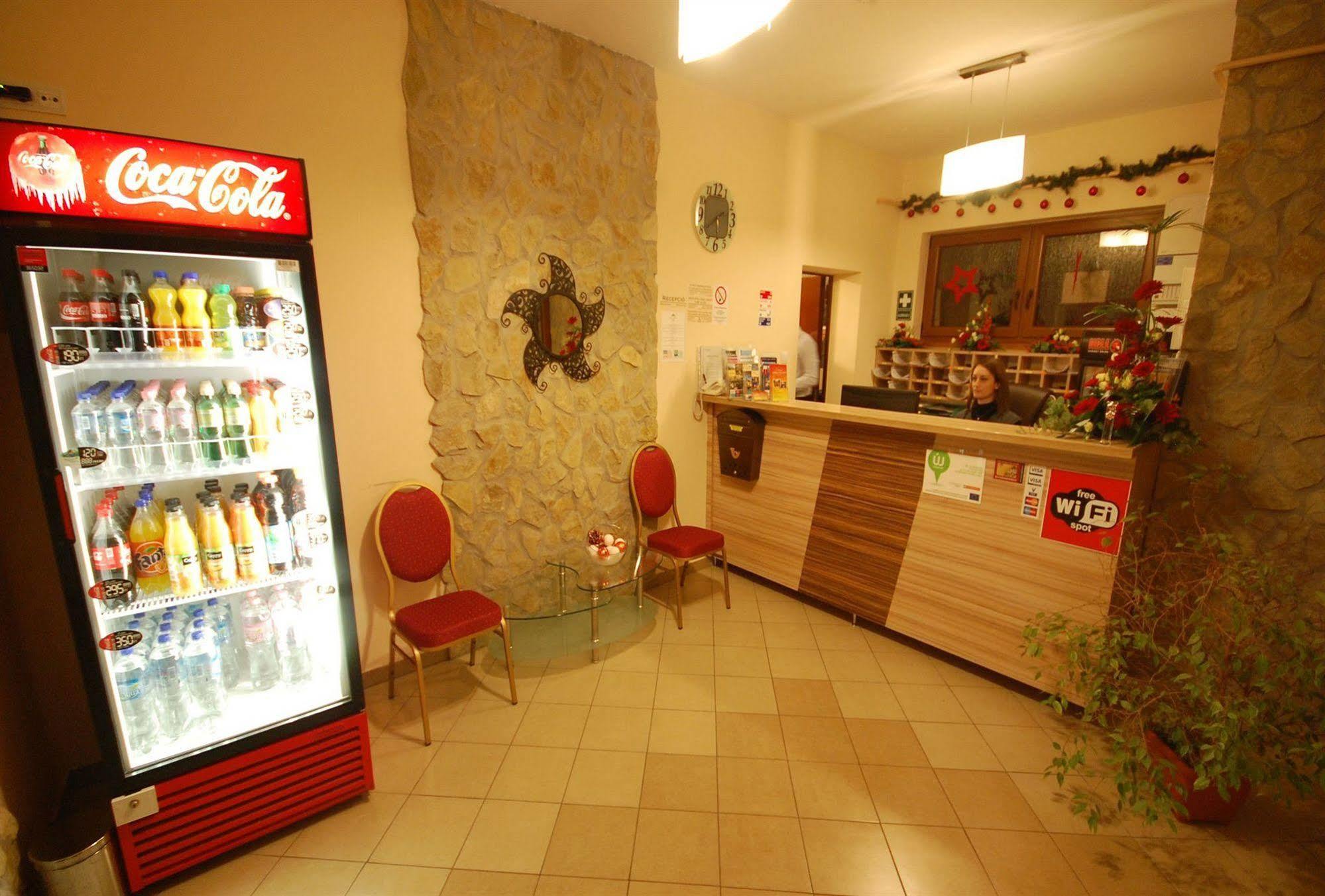Hotel Sunshine بودابست المظهر الخارجي الصورة